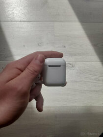 Apple AirPods 2. generace (2019) - 6