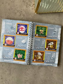 Originální Pokémon album + nerozbalené samolepky z roku 1999 - 6