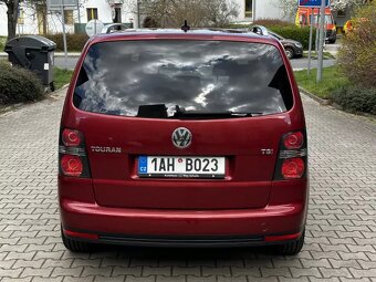 Volkswagen Touran 1.4 TSI 103kW Freestyle Navi Xenony 7 míst - 6