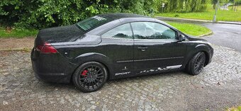 Ford Focus Cabrio 2.0i . Výměna možná - 6