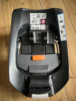 Autosedačka Cybex Aton 5 se základnou - 6