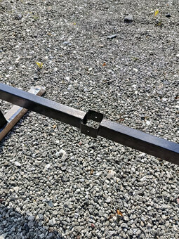 Dva kvalitní stoly - 6