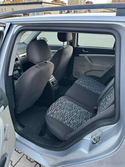 ŠKODA OCTAVIA II 1.9 TDI, 77 kW – nájezd 185 000 km, nová ST - 6