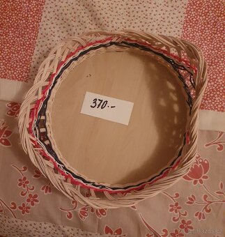 Proutěné misky různých velikostí			240 – 370,- Kč - 6