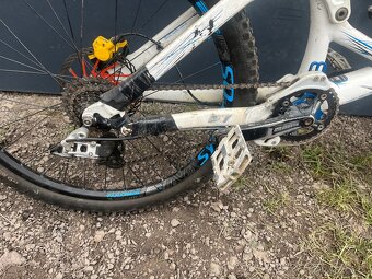 Sjezdové kolo Specialized Big Hit 3 - 6