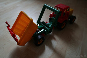 Traktor s vozíkem - 6