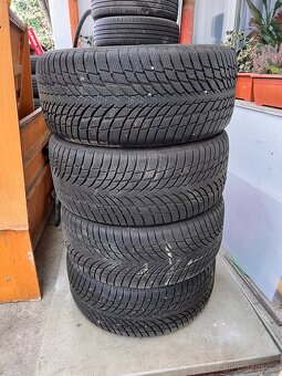 Zimní pneu 245 / 45 / R18 - 6