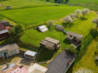 Prodej domu s rozsáhlými pozemky a stavebním potenciálem - 6