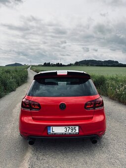 Volkswagen Golf VI GTI Edice Adidas - 6