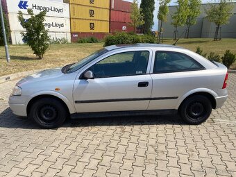 Opel Astra 1.6 16v - 6