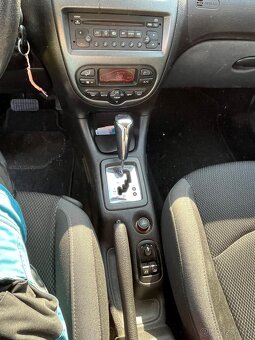 Prodám Peugeot 206 automat - 6