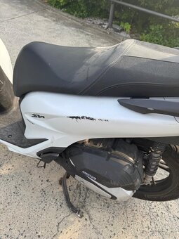 Skútr honda sh 150i - 6