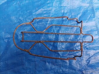 Kovový stojánek pod starou žehličku - 6