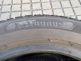 205/55/17 zimní - 6