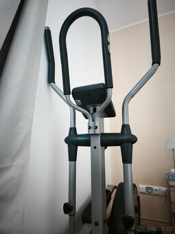 Eliptický trenažér HouseFit - magnetický - 6