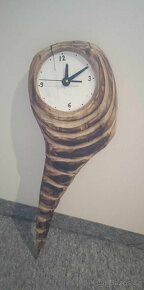 dřevěné sochy, vyřezávané hodiny - 6