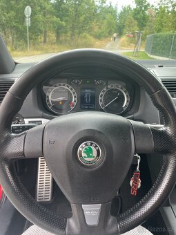 Škoda octavia 2rs 2.0tfsi - 6