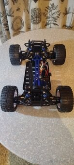 RC MONSTER TRUCK HIMOTO 1:10 (4WD) – Projekt s upgrady a nov - 6