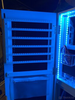 Zrcadlová skříňka na šperky otočná s osvětlením - 6