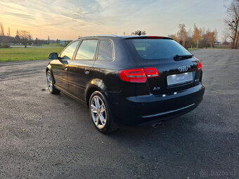 Audi A3 Sportback 2.0TDi 103kW,4x4,aut.klima,senzory - 6