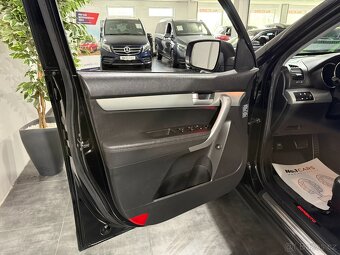 Kia Sorento 2,2 CRDI PREMIUM AUTOMAT KAMERA KEYLESS TOP - 6