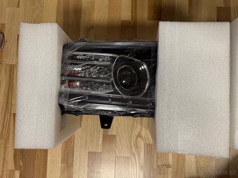 Predni svetla ford mustang 2013-14 - 6