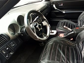 TOYOTA MR2 SPYDER - 6