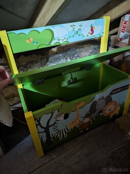 Prodám dětský stůl+židle a lavici - 6