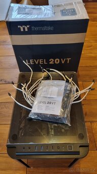 PC skříň Thermaltake LEVEL 20 VT - 6