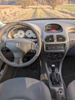 Peugeot 206- 1.4 55kW - 6