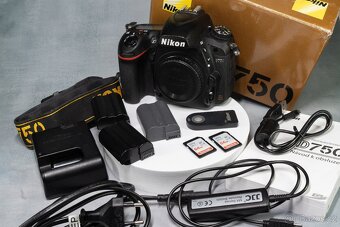 Nikon D750 - 6