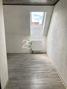 Pronájem bytu o dispozici 3+1 v rodinném domě v obci Křinec, - 6