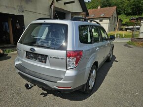 Subaru Forester 2.5 XS - 6