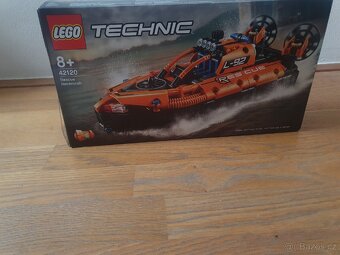 Lego TECHNIC-Rescue Hovercraft-42120 - 6