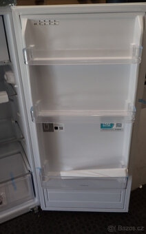 Malá Vestavná lednice CANDY CIO 225 EE/N nové čti. - 6