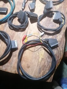 Scart kabely + redukce - 6