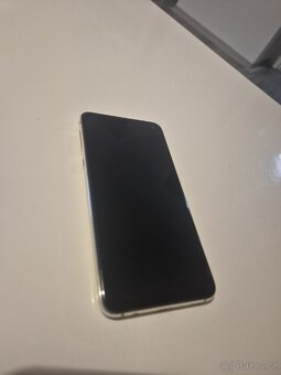 Samsung s10e - 6