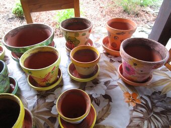 Květináče, hliněné, kamenné, plastové, obaly na květináče - 6