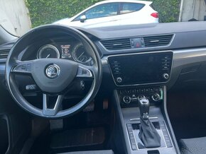 Skoda Superb 3 Style 2.0 TDi 140kW Matrix facelift DSG - 6