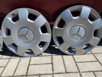Poklice kryty kol Mercedes 16” - Zamluveno - 6