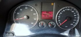 Golf V 1,6 75Kw variant - 6