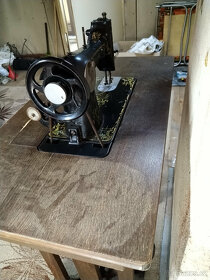 Šlapací šicí stroj Ideal - 6