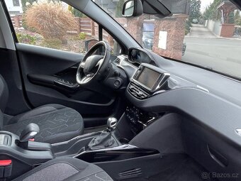 Peugeot 2008 1.2 81 kW - 6