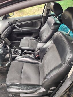Volkswagen Passat 1.9 TDI 96kw rv.2004 - 6