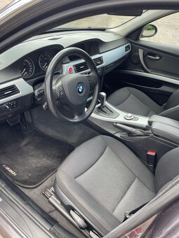 BMW 330i - 6