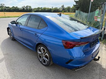 Škoda octavia VRS 2.0tdi 147kw rv:2022/9 havarované - 6