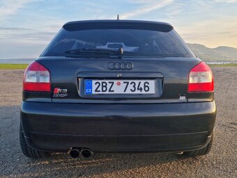 Audi S3 1.8T quattro - 6