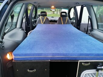 Spací vestavba do Ford Galaxy - 6