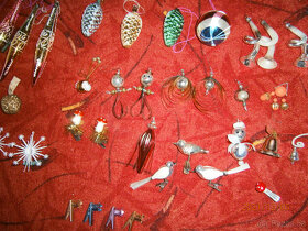 retro vánoční ozdoby,litinový stojan na stromek - 6