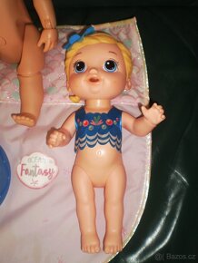 Tři panenky různé velikosti - 6